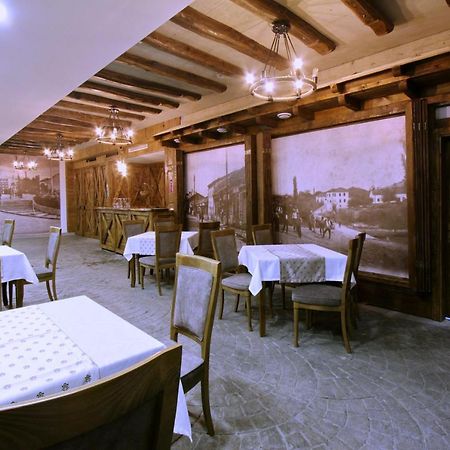 Gjakova Hotel Happy מראה חיצוני תמונה