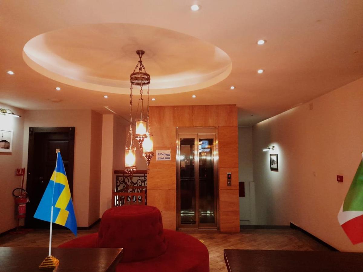 Gjakova Hotel Happy מראה חיצוני תמונה