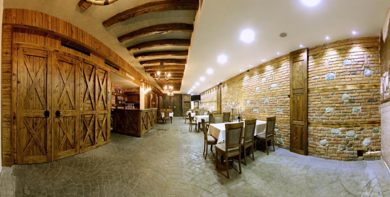Gjakova Hotel Happy מראה חיצוני תמונה
