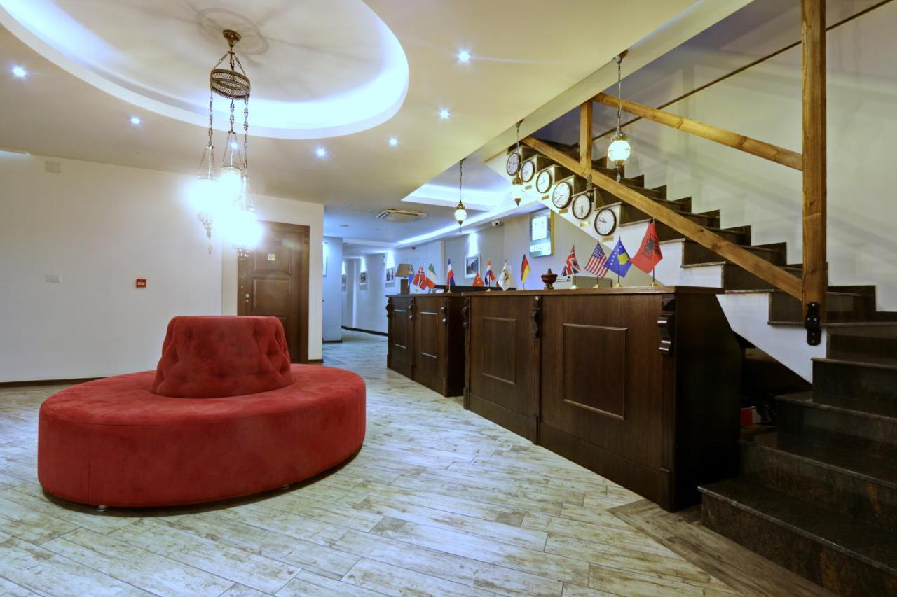 Gjakova Hotel Happy מראה חיצוני תמונה