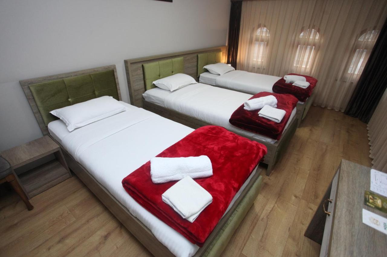 Gjakova Hotel Happy מראה חיצוני תמונה