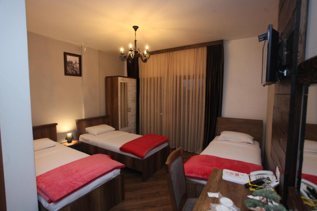 Gjakova Hotel Happy מראה חיצוני תמונה