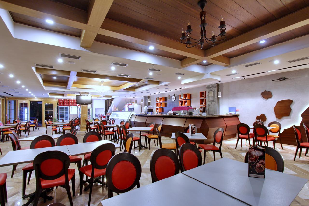 Gjakova Hotel Happy מראה חיצוני תמונה